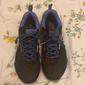 NWOT. Brooks Cascadia trail running shoe